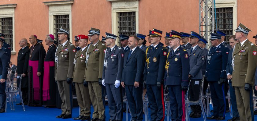 Udział Komendanta Głównego Straży Ochrony Kolei dr inż. Józefa Hałyka w Centralnych Obchodach Święta Policji