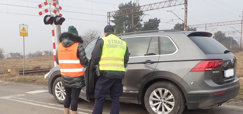 Bezpieczeństwo na przejazdach oczami funkcjonariuszy Straży Ochrony Kolei