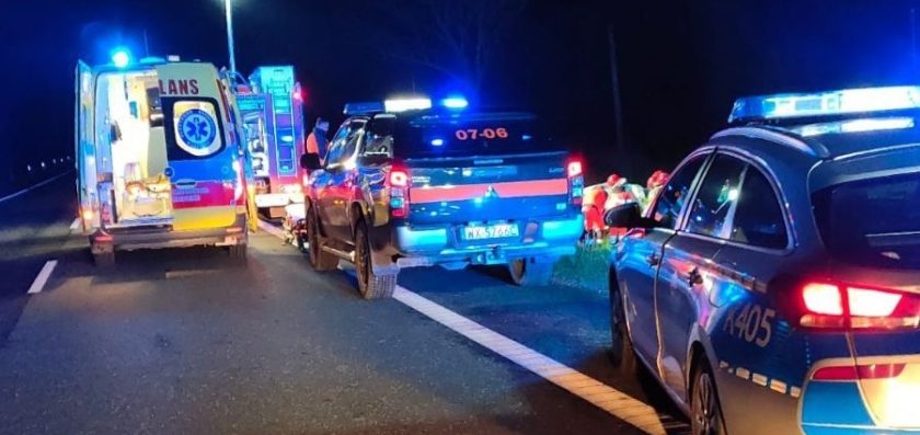 Funkcjonariusze SOK udzielili pierwszej pomocy osobie poszkodowanej w wypadku drogowym