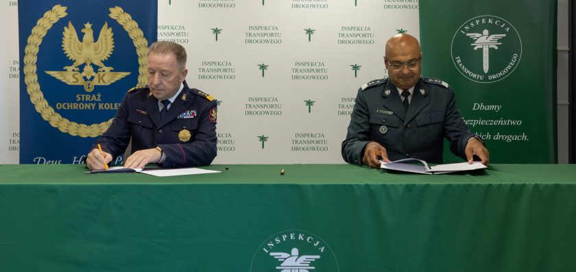 Podpisanie porozumienia o współpracy pomiędzy Strażą Ochrony Kolei a Inspekcją Transportu Drogowego