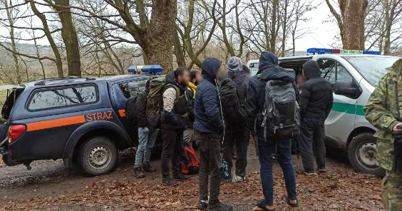Funkcjonariusze Straży Ochrony Kolei i Straży Granicznej ujęli 13 nielegalnych migrantów w czasie akcji „24 BLUE RAD”