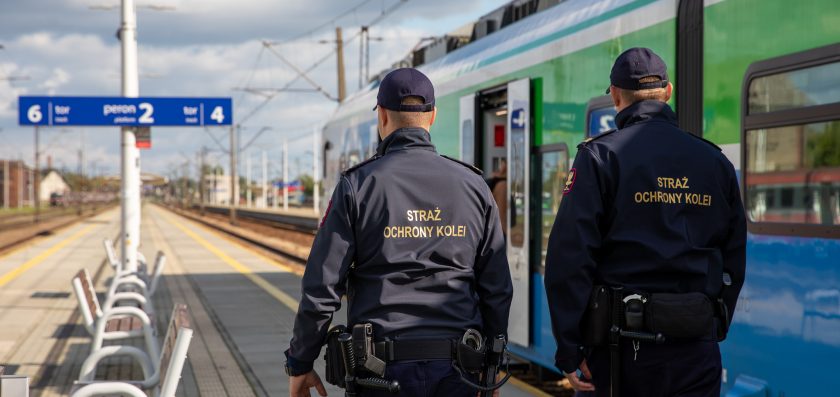 Funkcjonariusze Straży Ochrony Kolei udaremnili niebezpieczną zabawę nieletnich