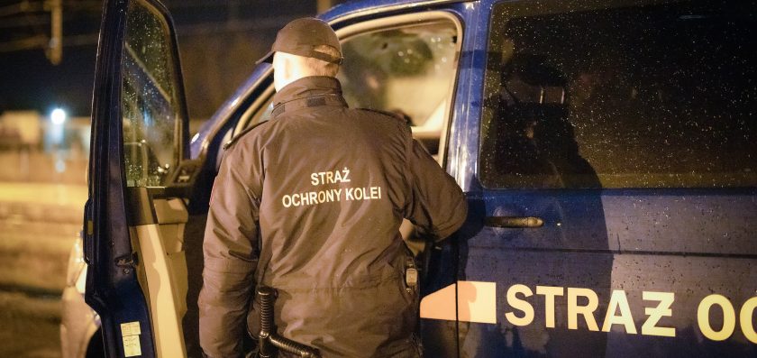 Funkcjonariusze Straży Ochrony Kolei ujęli nietrzeźwego kierowcę