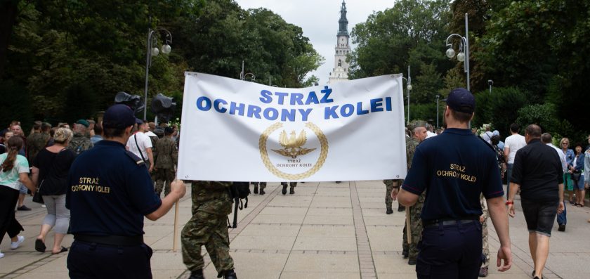 Funkcjonariusze i pracownicy Straży Ochrony Kolei pielgrzymowali na Jasną Górę