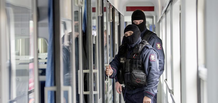 Nielegalne papierosy odzyskane przez Straż Ochrony Kolei