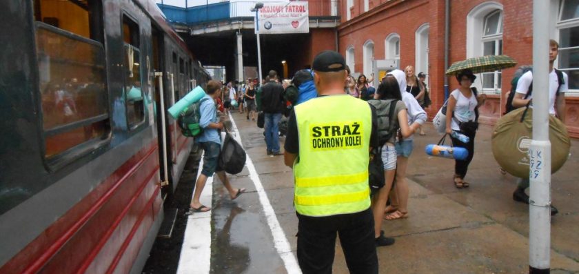 Straż Ochrony Kolei dba o bezpieczną podróż koleją uczestników XXII Przystanku Woodstock