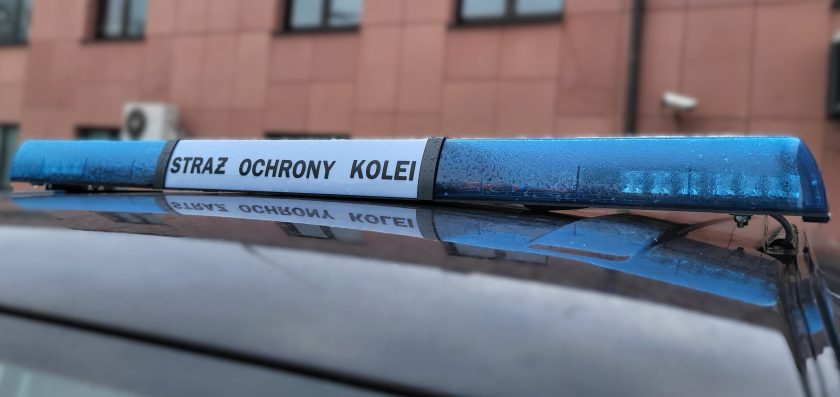 Odpowie za usiłowanie kradzieży kolejowego mienia