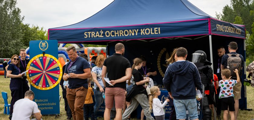„Bezpieczne Niebo” – Rodzinny Dzień z Dronami w Warszawie