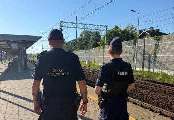 Nietrzeźwi rodzice sprawowali opiekę nad dziećmi