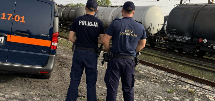 Kierowca z aktywnym zakazem sądowym zatrzymany na terenie kolejowym