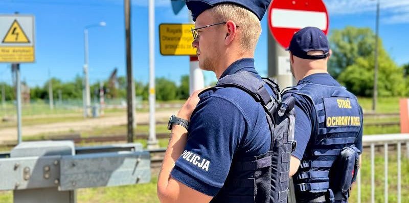 Służby apelują o rozwagę na przejazdach kolejowo-drogowych