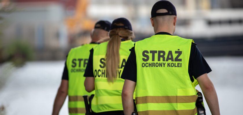 Znieważyli funkcjonariuszy na służbie
