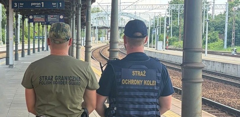 Wspólny patrol SOK i Straży Granicznej ujawnił cudzoziemca bez wymaganych dokumentów