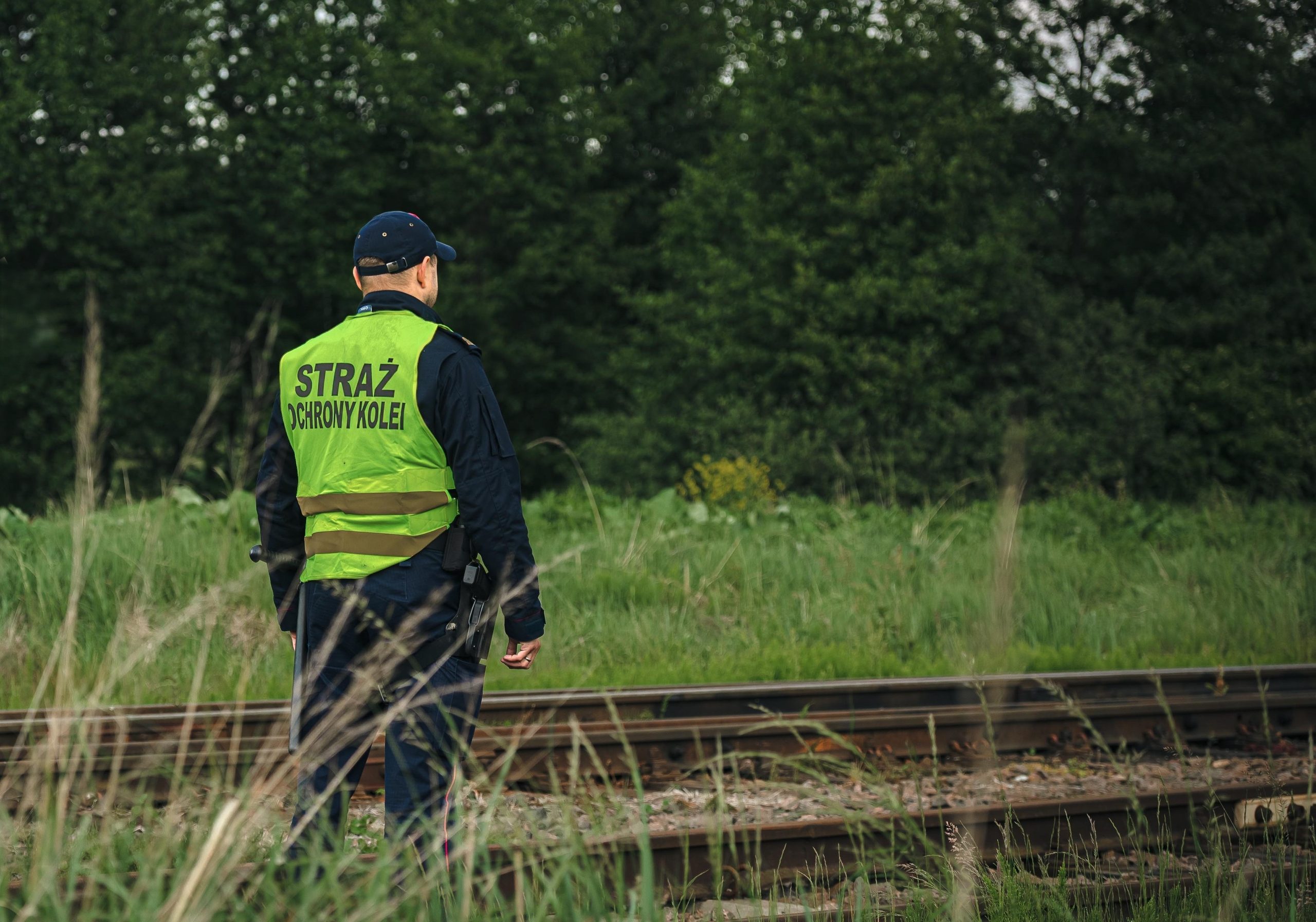 Pasażer pociągu POLREGIO zaciągnął hamulec bezpieczeństwa