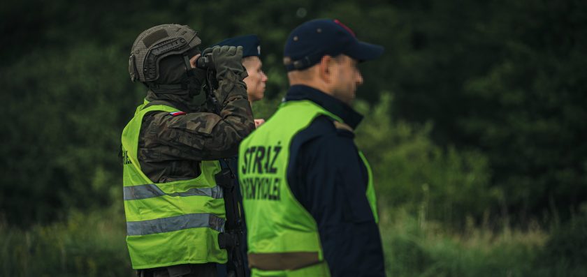 Uciekał przed patrolem. Był pijany i miał sądowy zakaz prowadzenia