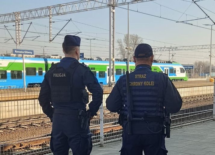 Podróżny z Białorusi wpadł podczas kontroli w pociągu 