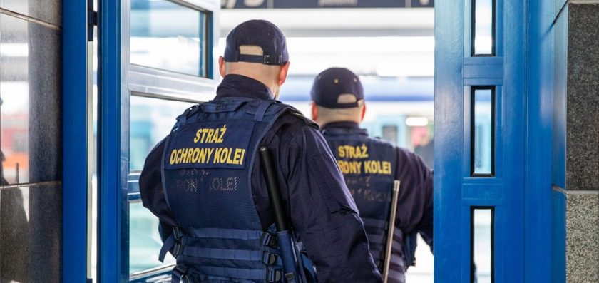 Bójka przed dworcem PKP