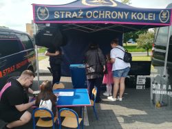 Straż Ochrony Kolei wspiera akcję charytatywną „Ja jadę – Ty pomagasz”