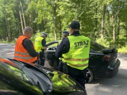 Wspólne działania funkcjonariuszy SOK, policjantów i kolejarzy
