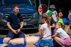 Piknik Bezpieczne Wakacje z udziałem Ministra Infrastruktury