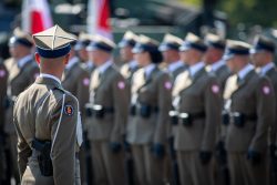 Udział Komendanta Głównego SOK w obchodach Święta Wojska Polskiego