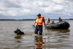 Czarne areną III Ćwiczeń Psów Służbowych Formacji Mundurowych