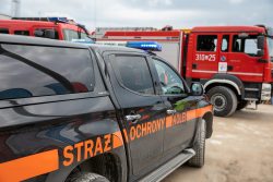 Wspólne ćwiczenia służb na przejeździe kolejowo-drogowym