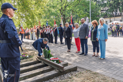 W hołdzie ofiarom niemieckich nalotów dywanowych