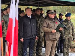 Funkcjonariusze SOK przyłączyli się do akcji sadzenia „Lasu Pamięci”