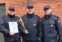 XIII Turniej Służb Mundurowych w Strzelaniu o Puchar Wojewody �?ódzkiego z okazji Święta Niepodległości