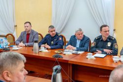 Odprawa wojewody ze służbami w związku z sytuacją pogodową