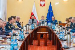 Odprawa wojewody ze służbami w związku z sytuacją pogodową