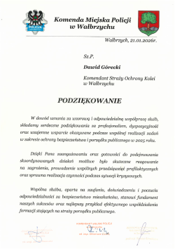 Uroczysta odprawa roczna Policji i wyróżnienie dla Komendanta Posterunku SOK w Wałbrzychu