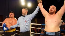 Funkcjonariusz Straży Ochrony Kolei z kolejnym zwycięstwem na zawodowym ringu