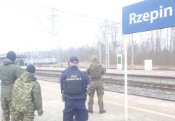 OLYMPUS DIGITAL CAMERA Aktywna Tarcza z udziałem polskiej Straży Ochrony Kolei