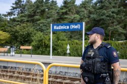 Mężczyźni w służbie bezpieczeństwa polskiej kolei