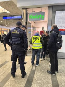 Działania „Bezdomni zimą” na terenie krakowskich dworców