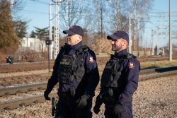 Mężczyźni w służbie bezpieczeństwa polskiej kolei