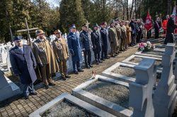 W hołdzie Żołnierzom Wyklętym funkcjonariusze Straży Ochrony Kolei