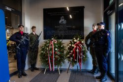 Generał Franciszek Kamiński patronem kieleckiego dworca