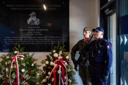 Generał Franciszek Kamiński patronem kieleckiego dworca