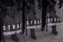 Zabezpieczenie przejazdu uczestników imprez masowych przez Straż Ochrony Kolei