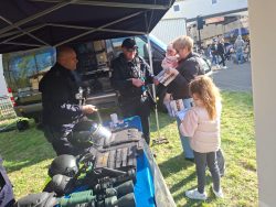 Funkcjonariusze Straży Ochrony Kolei wsparli piknik charytatywny