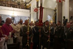 Eucharystia w katedrze polowej z udziałem przedstawicieli Straży Ochrony Kolei