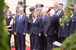 Komendant Główny SOK na uroczystym apelu z okazji Święta Straży Marszałkowskiej