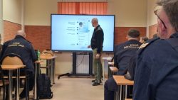 Podnoszenie kompetencji funkcjonariuszy SOK w obszarze weryfikacji dokumentów i legalności pobytu