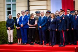 Komendant Główny SOK na uroczystym apelu z okazji Święta Straży Marszałkowskiej