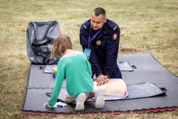 „Bezpieczne Niebo” – Rodzinny Dzień z Dronami w Warszawie