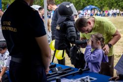„Bezpieczne Niebo” – Rodzinny Dzień z Dronami w Warszawie