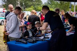 „Bezpieczne Niebo” – Rodzinny Dzień z Dronami w Warszawie